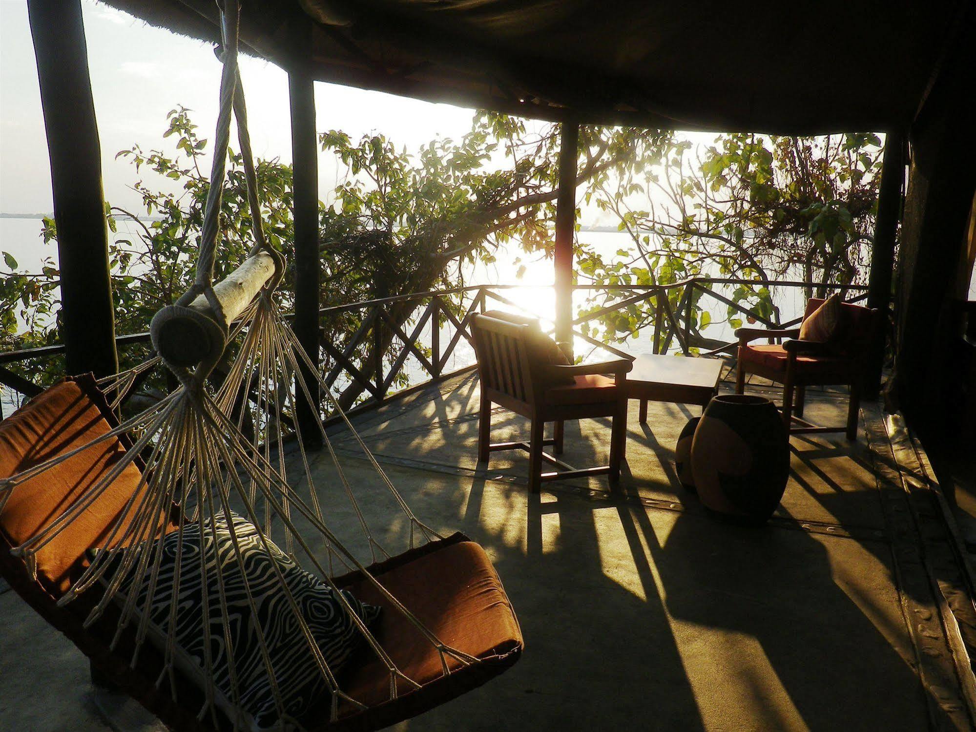 Blue Zebra Island Lodge Senga Kültér fotó