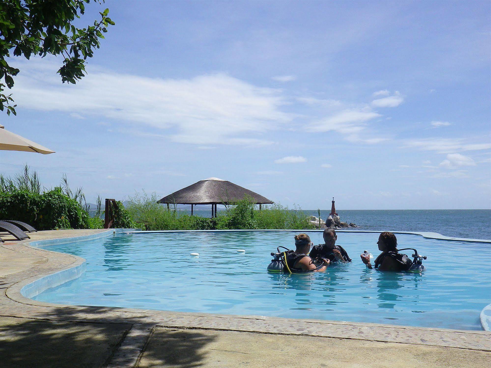Blue Zebra Island Lodge Senga Kültér fotó