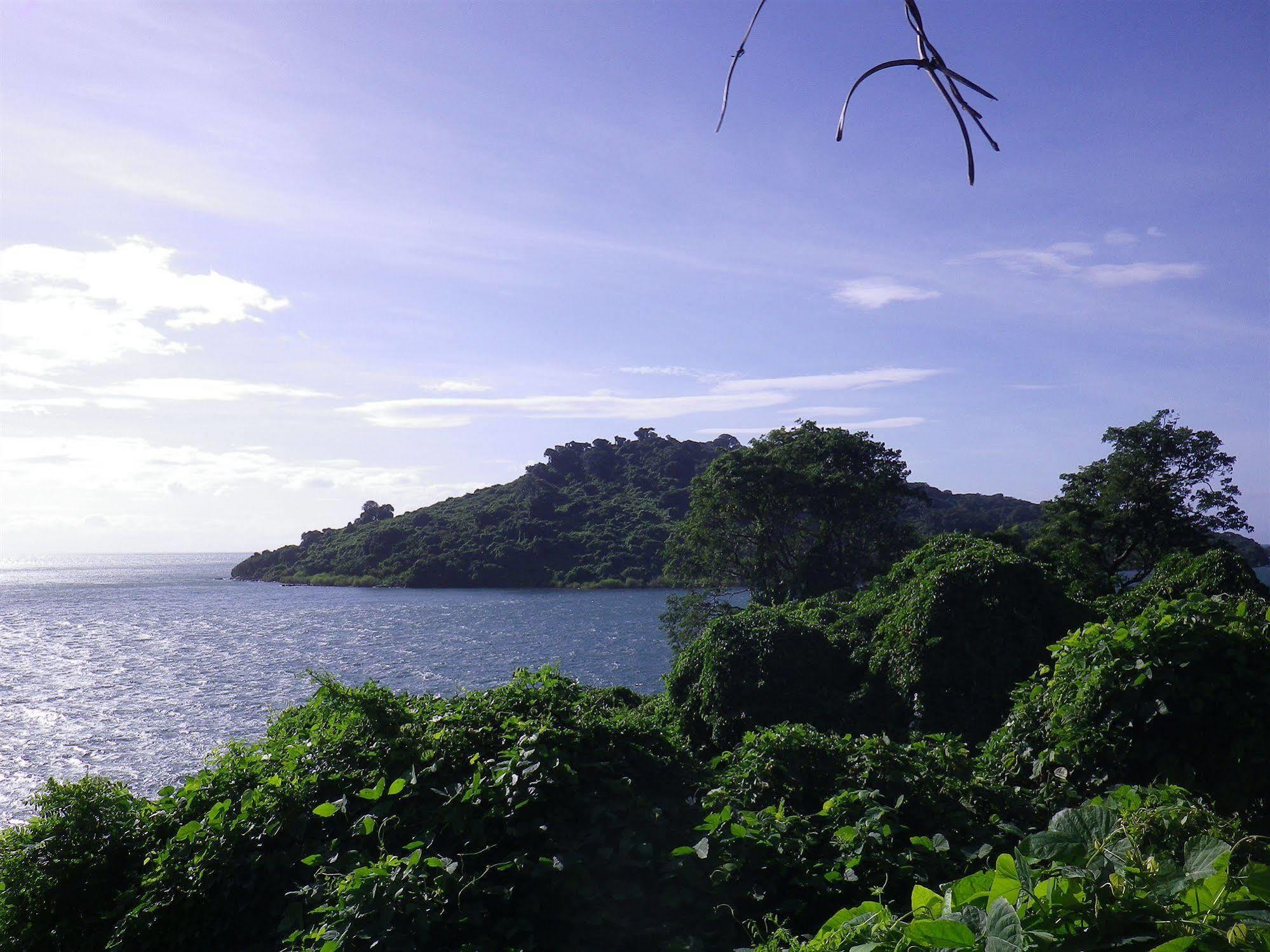 Blue Zebra Island Lodge Senga Kültér fotó